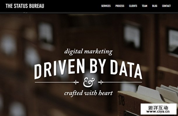 fullscreen custom typography layout